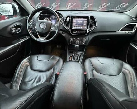 Білий Джип Cherokee, об'ємом двигуна 2.36 л та пробігом 127 тис. км за 16800 $, фото 28 на Automoto.ua