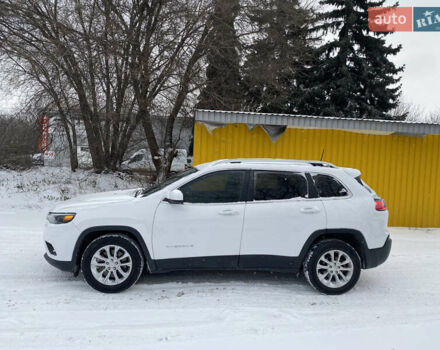 Білий Джип Cherokee, об'ємом двигуна 2.36 л та пробігом 150 тис. км за 13700 $, фото 1 на Automoto.ua