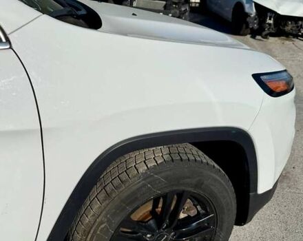 Білий Джип Cherokee, об'ємом двигуна 3.24 л та пробігом 87 тис. км за 9400 $, фото 16 на Automoto.ua