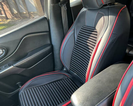 Белый Джип Чероки, объемом двигателя 2.4 л и пробегом 145 тыс. км за 16500 $, фото 11 на Automoto.ua