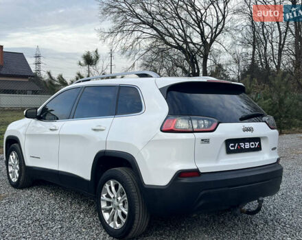 Белый Джип Чероки, объемом двигателя 2.36 л и пробегом 73 тыс. км за 15900 $, фото 7 на Automoto.ua