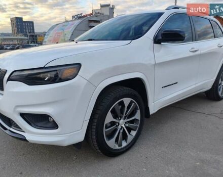 Білий Джип Cherokee, об'ємом двигуна 2 л та пробігом 75 тис. км за 22999 $, фото 24 на Automoto.ua