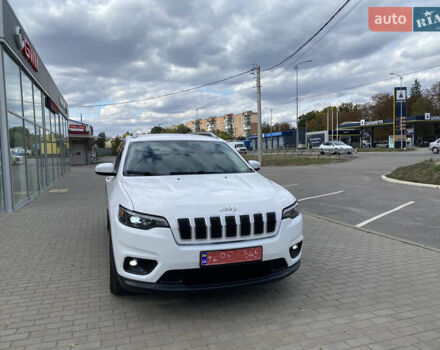 Білий Джип Cherokee, об'ємом двигуна 2.36 л та пробігом 149 тис. км за 13800 $, фото 8 на Automoto.ua