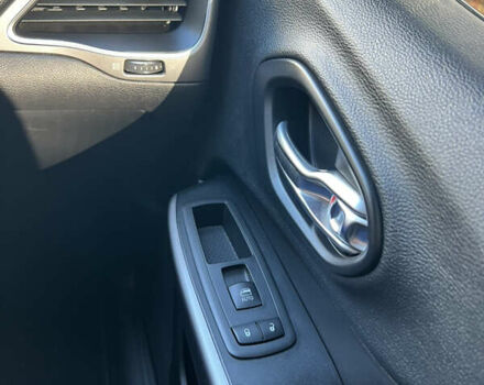 Белый Джип Чероки, объемом двигателя 2.4 л и пробегом 145 тыс. км за 16500 $, фото 20 на Automoto.ua