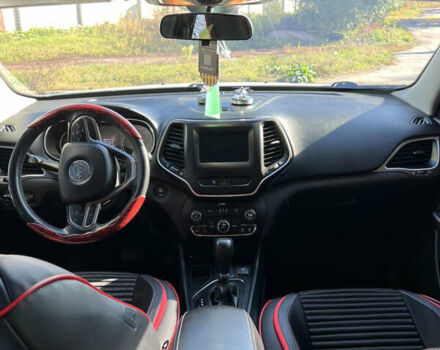 Белый Джип Чероки, объемом двигателя 2.4 л и пробегом 145 тыс. км за 16500 $, фото 10 на Automoto.ua