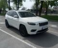 Білий Джип Cherokee, об'ємом двигуна 1.99 л та пробігом 60 тис. км за 18000 $, фото 1 на Automoto.ua