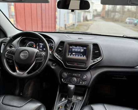 Білий Джип Cherokee, об'ємом двигуна 2.4 л та пробігом 125 тис. км за 14200 $, фото 10 на Automoto.ua
