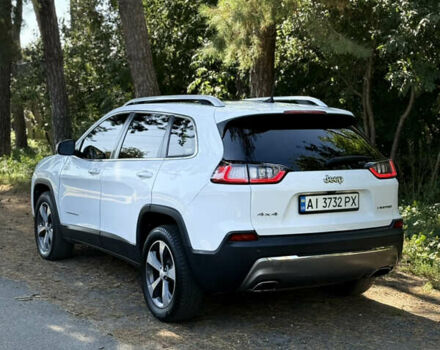 Джип Чероки 2019 в Киеве на Automoto.ua Белый Джип Чероки, объемом двигателя 3.24 л и пробегом 148 тыс. км за 19900 $, фото 3 на Automoto.ua