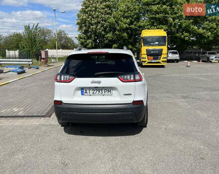 Білий Джип Cherokee, об'ємом двигуна 2.36 л та пробігом 120 тис. км за 15000 $, фото 22 на Automoto.ua