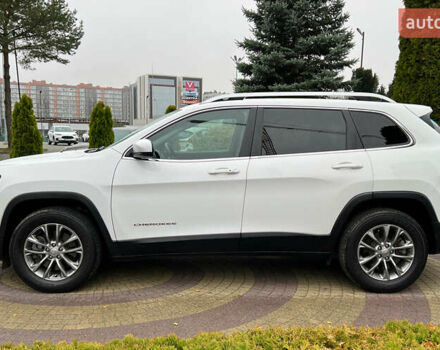 Белый Джип Чероки, объемом двигателя 2.36 л и пробегом 51 тыс. км за 21300 $, фото 3 на Automoto.ua