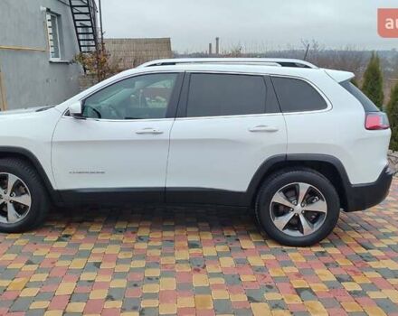 Білий Джип Cherokee, об'ємом двигуна 3.2 л та пробігом 67 тис. км за 18500 $, фото 9 на Automoto.ua
