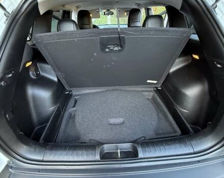 Белый Джип Чероки, объемом двигателя 2.4 л и пробегом 51 тыс. км за 22000 $, фото 17 на Automoto.ua