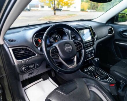 Білий Джип Cherokee, об'ємом двигуна 3.2 л та пробігом 50 тис. км за 8000 $, фото 7 на Automoto.ua