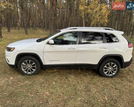 Белый Джип Чероки, объемом двигателя 2.36 л и пробегом 118 тыс. км за 16199 $, фото 4 на Automoto.ua