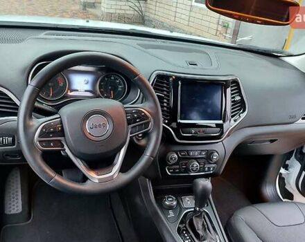 Білий Джип Cherokee, об'ємом двигуна 3.2 л та пробігом 67 тис. км за 18500 $, фото 30 на Automoto.ua