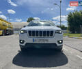 Білий Джип Cherokee, об'ємом двигуна 2.36 л та пробігом 120 тис. км за 15000 $, фото 1 на Automoto.ua
