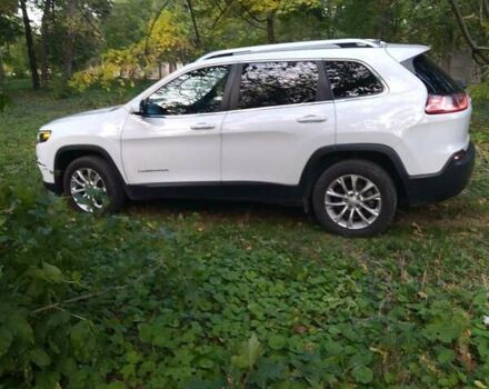 Белый Джип Чероки, объемом двигателя 2.36 л и пробегом 196 тыс. км за 15000 $, фото 5 на Automoto.ua