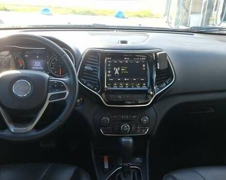 Білий Джип Cherokee, об'ємом двигуна 3.2 л та пробігом 102 тис. км за 19500 $, фото 5 на Automoto.ua