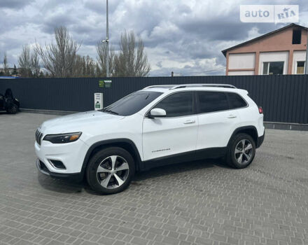 Білий Джип Cherokee, об'ємом двигуна 3.24 л та пробігом 55 тис. км за 23000 $, фото 1 на Automoto.ua