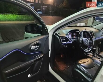 Белый Джип Чероки, объемом двигателя 3.24 л и пробегом 109 тыс. км за 19500 $, фото 19 на Automoto.ua