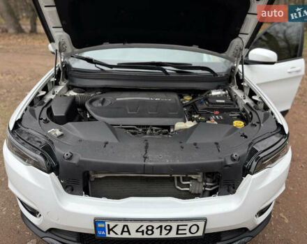 Белый Джип Чероки, объемом двигателя 3.24 л и пробегом 135 тыс. км за 20500 $, фото 33 на Automoto.ua