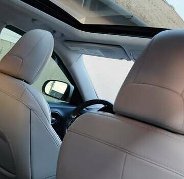 Білий Джип Cherokee, об'ємом двигуна 2.36 л та пробігом 55 тис. км за 18500 $, фото 6 на Automoto.ua