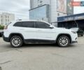 Джип Чероки 2019 в Киеве на Automoto.ua Белый Джип Чероки, объемом двигателя 2.36 л и пробегом 196 тыс. км за 12300 $, фото 6 на Automoto.ua