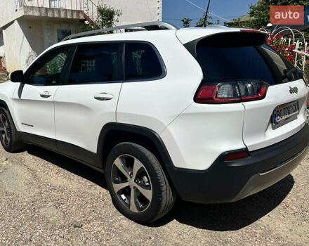 Білий Джип Cherokee, об'ємом двигуна 2.4 л та пробігом 55 тис. км за 16900 $, фото 1 на Automoto.ua