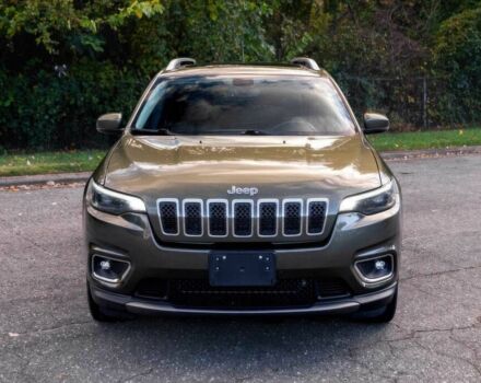 Білий Джип Cherokee, об'ємом двигуна 3.2 л та пробігом 50 тис. км за 8000 $, фото 1 на Automoto.ua