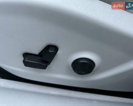 Білий Джип Cherokee, об'ємом двигуна 2.36 л та пробігом 153 тис. км за 15900 $, фото 18 на Automoto.ua