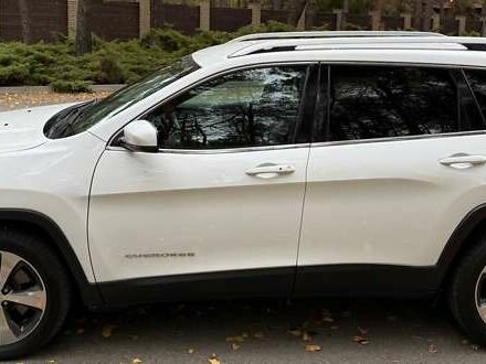 Білий Джип Cherokee, об'ємом двигуна 2.36 л та пробігом 170 тис. км за 18500 $, фото 3 на Automoto.ua