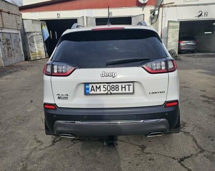 Белый Джип Чероки, объемом двигателя 2 л и пробегом 98 тыс. км за 19400 $, фото 3 на Automoto.ua