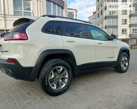 Білий Джип Cherokee, об'ємом двигуна 3.2 л та пробігом 55 тис. км за 23800 $, фото 13 на Automoto.ua