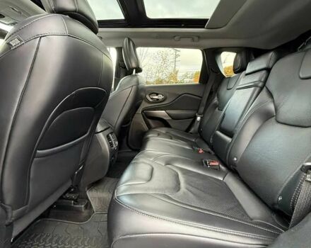 Білий Джип Cherokee, об'ємом двигуна 3.2 л та пробігом 44 тис. км за 15200 $, фото 8 на Automoto.ua