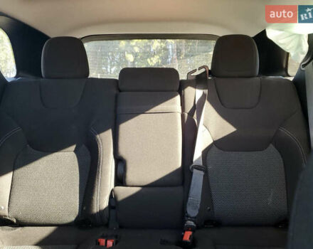 Белый Джип Чероки, объемом двигателя 2.36 л и пробегом 120 тыс. км за 7600 $, фото 9 на Automoto.ua