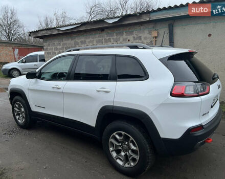 Білий Джип Cherokee, об'ємом двигуна 3.24 л та пробігом 76 тис. км за 21500 $, фото 3 на Automoto.ua