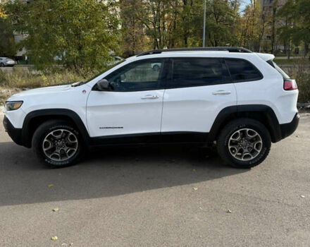 Джип Чероки 2019 в Киеве на Automoto.ua Белый Джип Чероки, объемом двигателя 3.24 л и пробегом 80 тыс. км за 20500 $, фото 3 на Automoto.ua