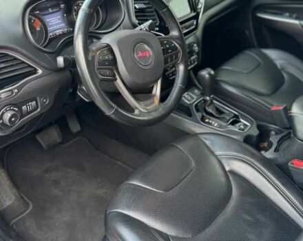 Белый Джип Чероки, объемом двигателя 0 л и пробегом 110 тыс. км за 15000 $, фото 8 на Automoto.ua