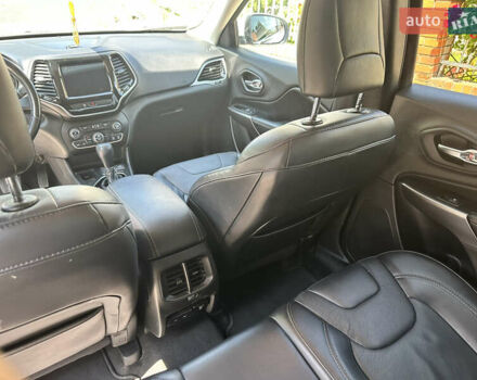 Білий Джип Cherokee, об'ємом двигуна 2.4 л та пробігом 55 тис. км за 16900 $, фото 4 на Automoto.ua
