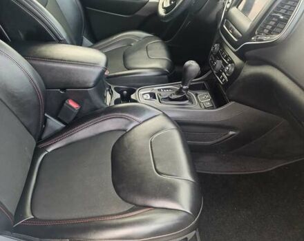 Білий Джип Cherokee, об'ємом двигуна 2.4 л та пробігом 137 тис. км за 15800 $, фото 4 на Automoto.ua