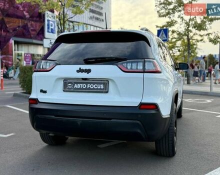 Джип Чероки 2019 в Киеве на Automoto.ua Белый Джип Чероки, объемом двигателя 2.36 л и пробегом 166 тыс. км за 17490 $, фото 7 на Automoto.ua
