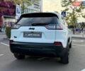 Джип Чероки 2019 в Киеве на Automoto.ua Белый Джип Чероки, объемом двигателя 2.36 л и пробегом 166 тыс. км за 17490 $, фото 7 на Automoto.ua