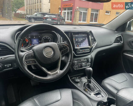 Белый Джип Чероки, объемом двигателя 3.2 л и пробегом 140 тыс. км за 16999 $, фото 7 на Automoto.ua