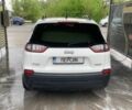 Белый Джип Чероки, объемом двигателя 2.4 л и пробегом 198 тыс. км за 15500 $, фото 6 на Automoto.ua
