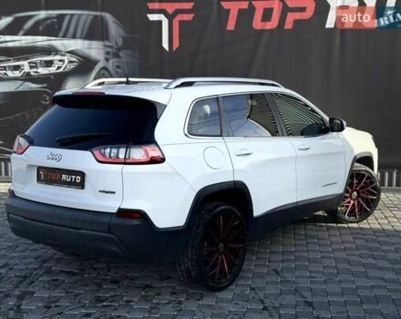 Білий Джип Cherokee, об'ємом двигуна 2.36 л та пробігом 182 тис. км за 13300 $, фото 17 на Automoto.ua