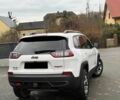 Білий Джип Cherokee, об'ємом двигуна 3.2 л та пробігом 32 тис. км за 14000 $, фото 3 на Automoto.ua