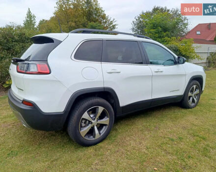 Білий Джип Cherokee, об'ємом двигуна 3.24 л та пробігом 130 тис. км за 19000 $, фото 5 на Automoto.ua