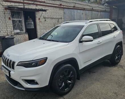 Белый Джип Чероки, объемом двигателя 2 л и пробегом 98 тыс. км за 19400 $, фото 5 на Automoto.ua