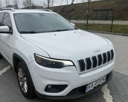 Белый Джип Чероки, объемом двигателя 2.36 л и пробегом 240 тыс. км за 15500 $, фото 1 на Automoto.ua