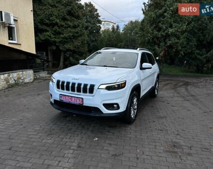 Білий Джип Cherokee, об'ємом двигуна 2.4 л та пробігом 247 тис. км за 15300 $, фото 1 на Automoto.ua